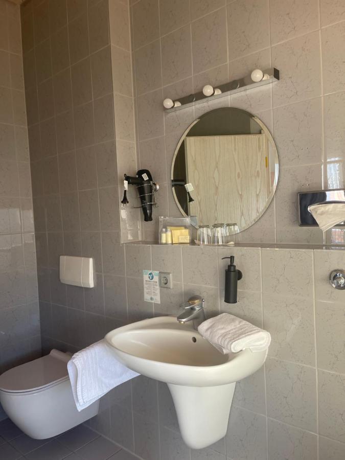 Krystall Hotel Filderstadt Ngoại thất bức ảnh